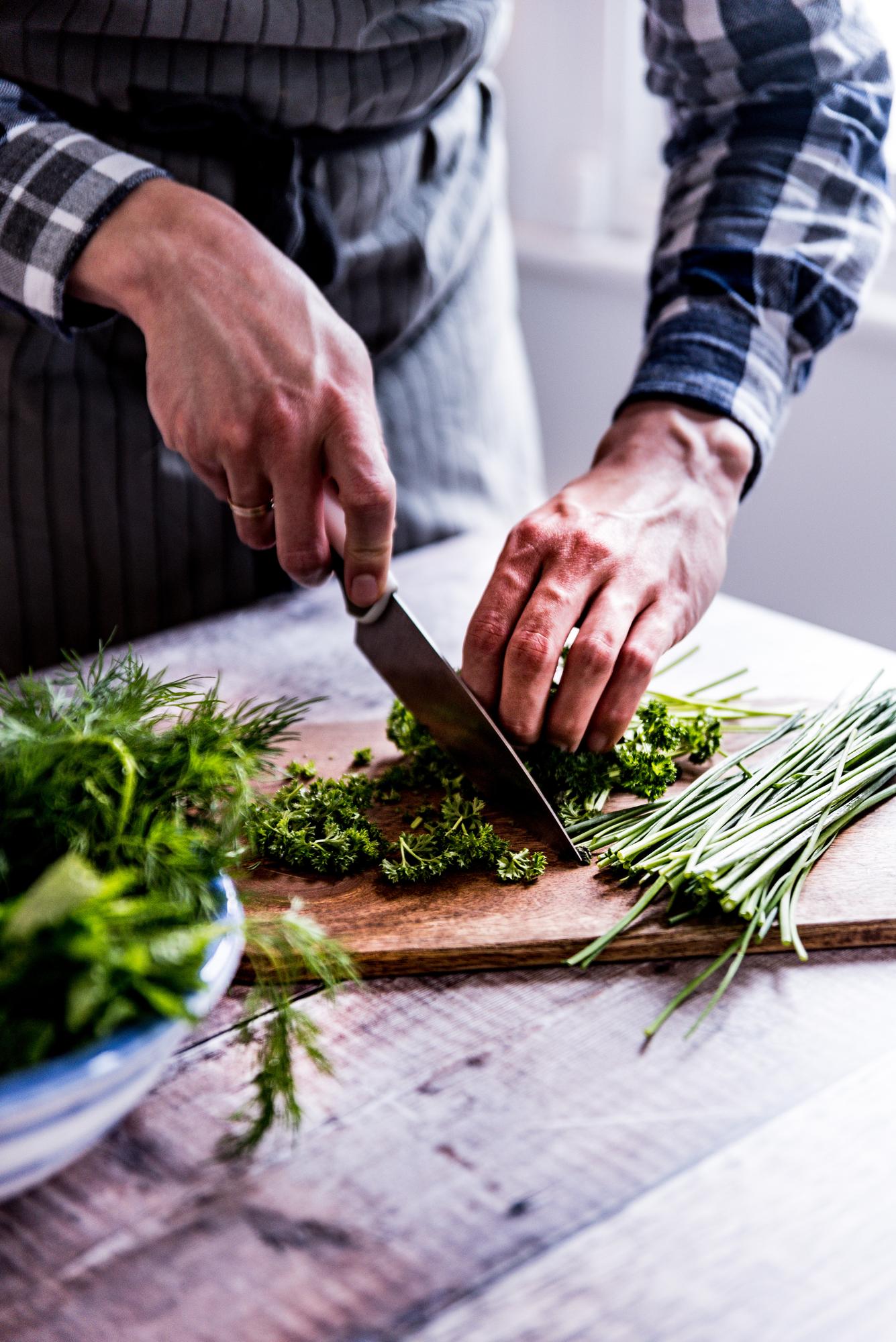 Dettaglio di tecnica di taglio e mise en place